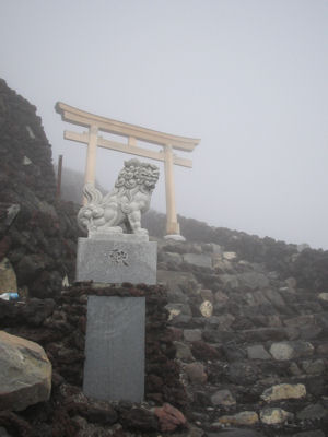 頂上鳥居