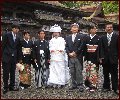 左から、弟・母・新郎・新婦・父・私・連れ