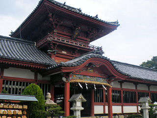 八幡造
