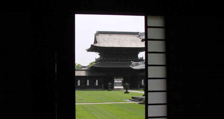 瑞龍寺