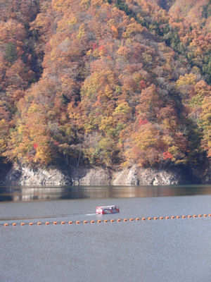 湯西川ダムダックツアー